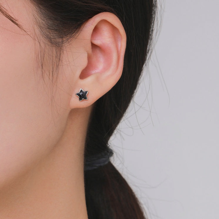 Niche Kanyo Minimalist Design Obsidian Star Stud Earring