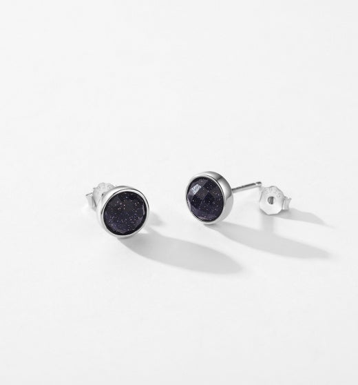 Minimalistic Japanese-Korean Style Versatile Obsidian Earring