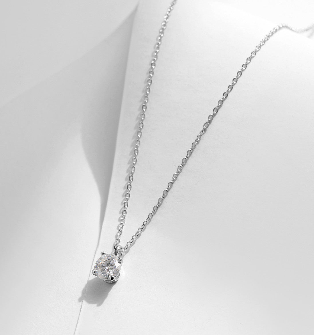 Moissanite Elegant Mild Lux Versatile Dainty Necklace