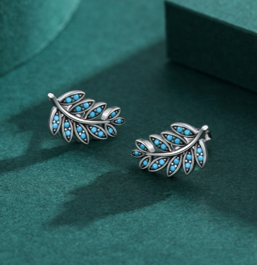 Retro-inspired Faux Turquoise Leaf Motif Statement Stud Earring
