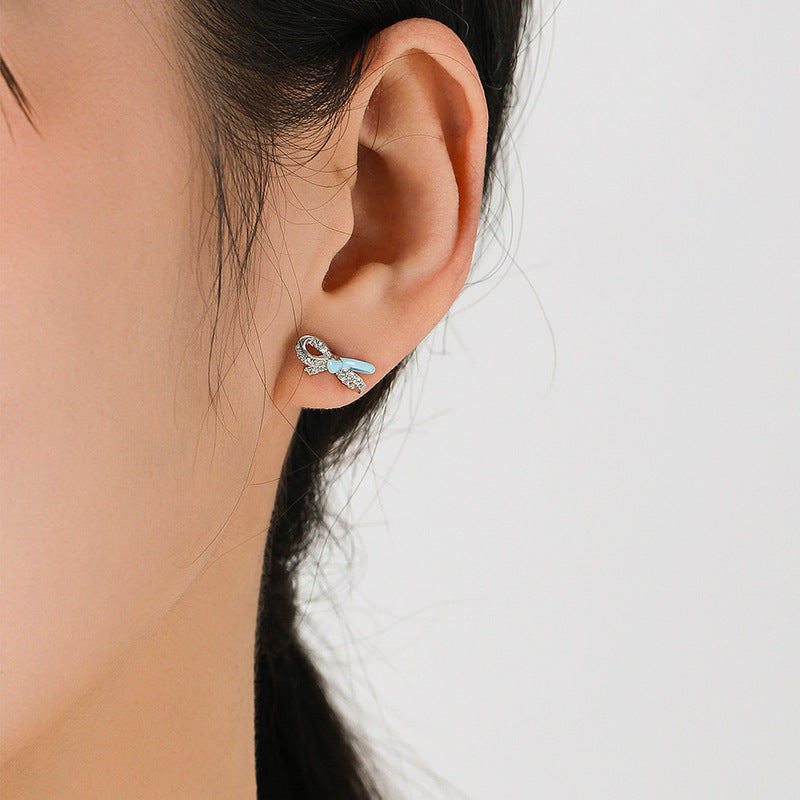 Artisanal-Look 'Enamel-Style' Butterfly Bow Ear Studs: Unique Fashion Piece