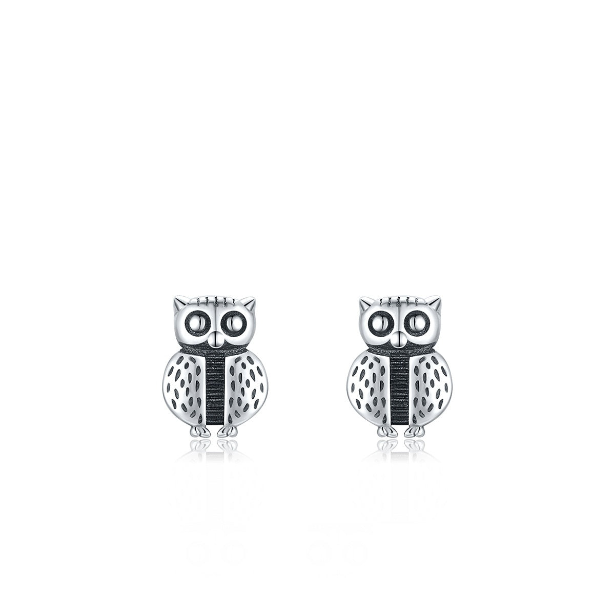 Novel Design Mini Vintage Distressed Owl Stud Earring