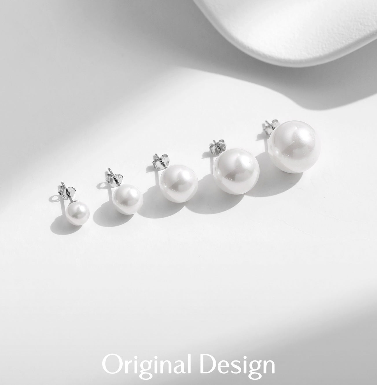 S925 French Style Sophisticated Swarovski Synthetic Pearl Ear Studs