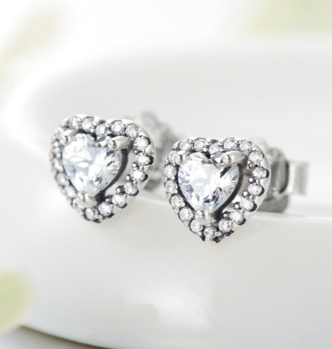 Popular Flexible Style Classic Heart-shaped CZ Stud Earring