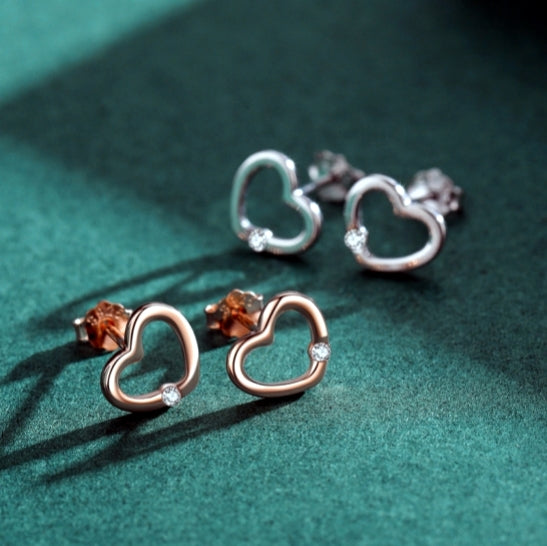 Sweet and Simple Heart-shaped Openwork Love-themed Stud Earring