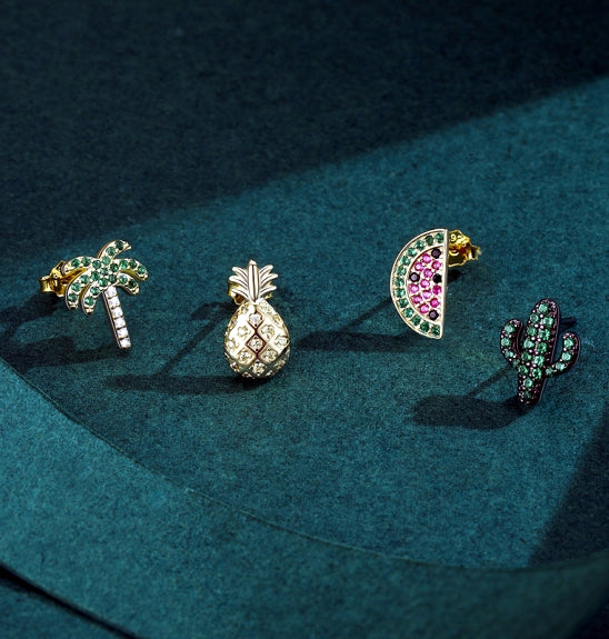 Pave Setting Cute Plant Motifs CZ-Embedded Ear Studs with Unique Design Sensibility