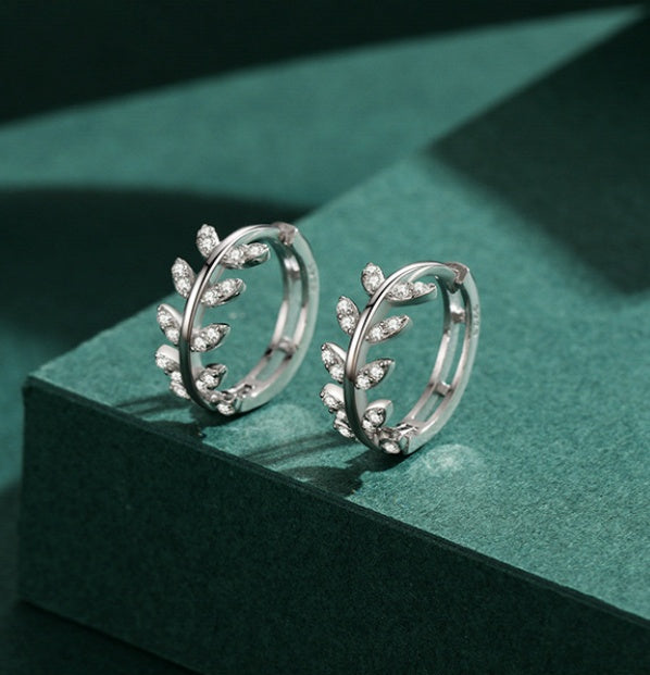 Trendy Influencer Style Ethereal CZ Foliage-inspired Hoop Earrings