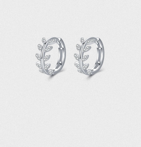 Trendy Influencer Style Ethereal CZ Foliage-inspired Hoop Earrings