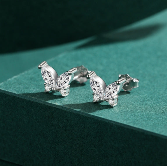 Exquisite CZ-inlaid Butterfly Motif Chic Stud Earring