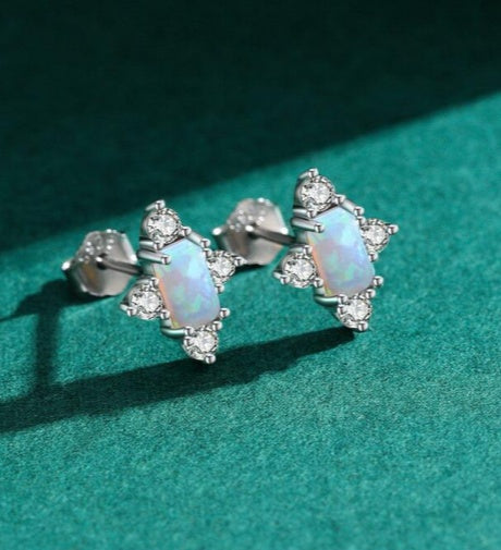 Mild luxury Exquisite Alternative Synthetic Australian Opal Earring