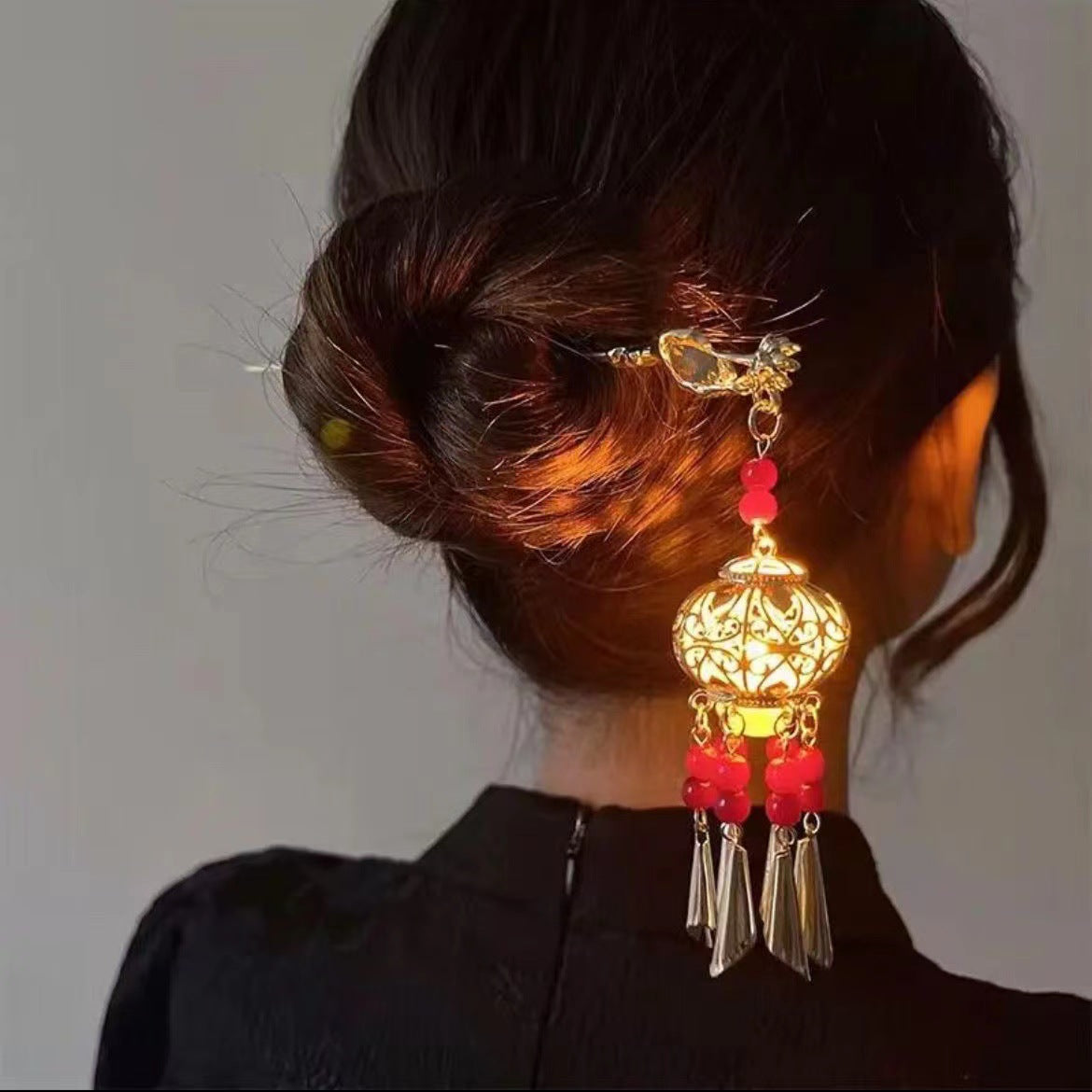 Vintage Lighted Lantern Hairpin