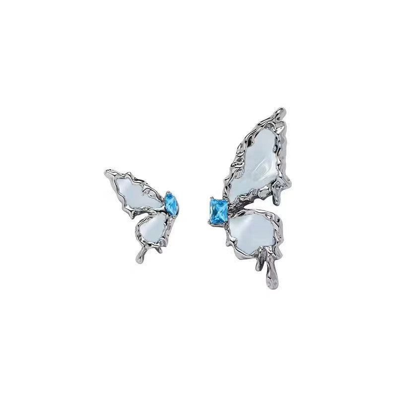 Black Butterfly Irregular Ear Stud