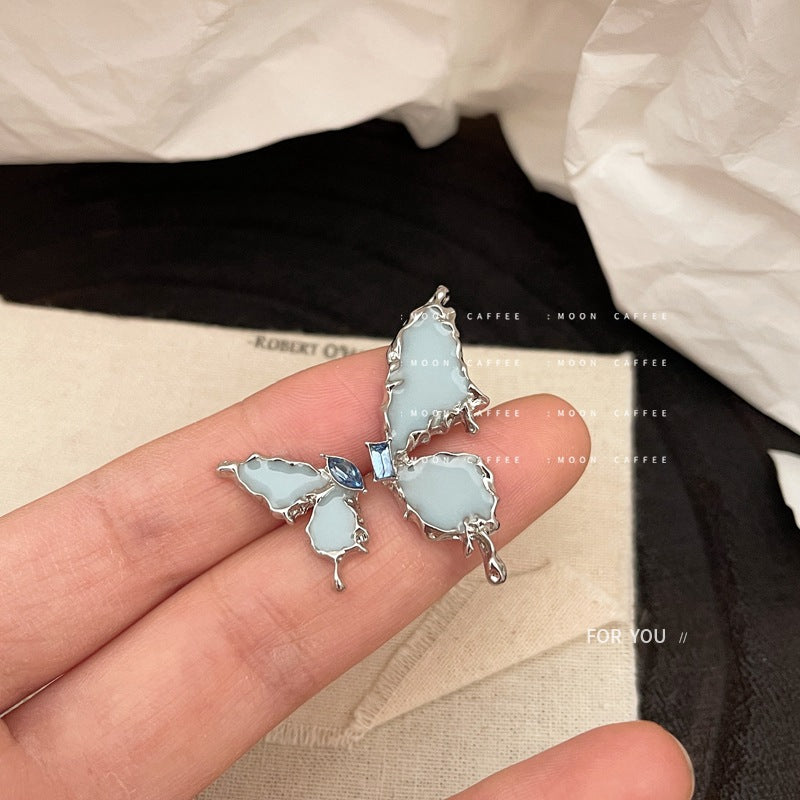 Black Butterfly Irregular Ear Stud