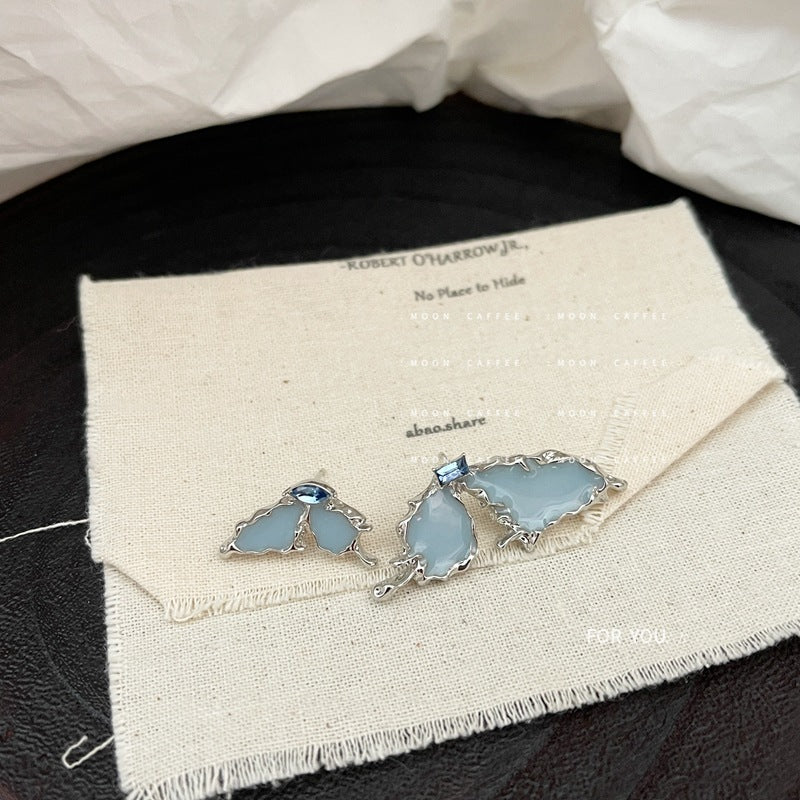 Black Butterfly Irregular Ear Stud