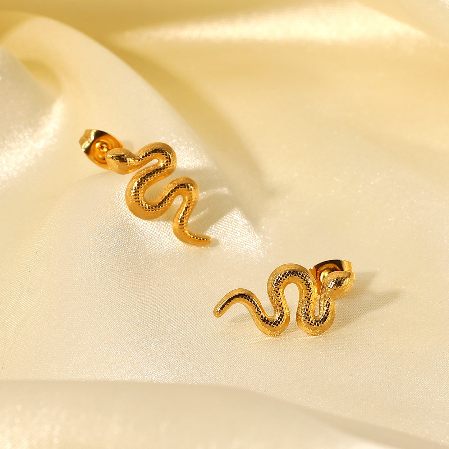 Stylish Gold Plated Snake Stud Earring