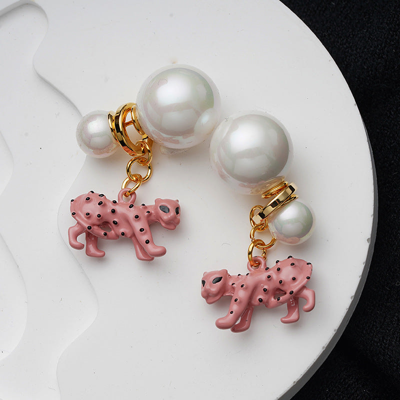 Pink Panther Pearl Stud Earring