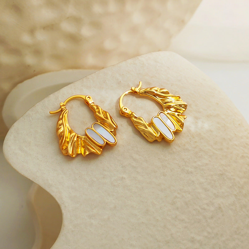Vintage Gold Irregular Designer Clip Earring