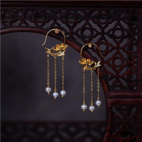 Vintage Gold-Plated Floral Tassel Pearl Earring