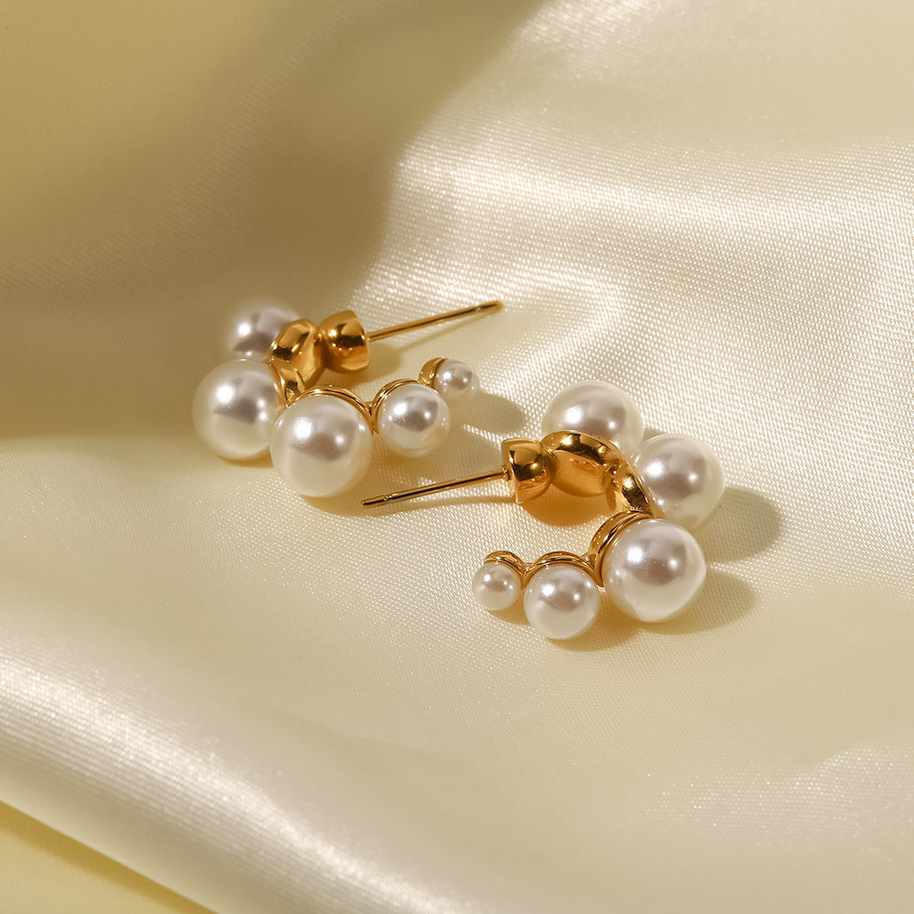 Women Pettie Cream Pearl Holly Hoop Earrings