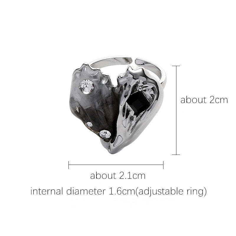 Designer Gray Heart-shaped Opening Ring