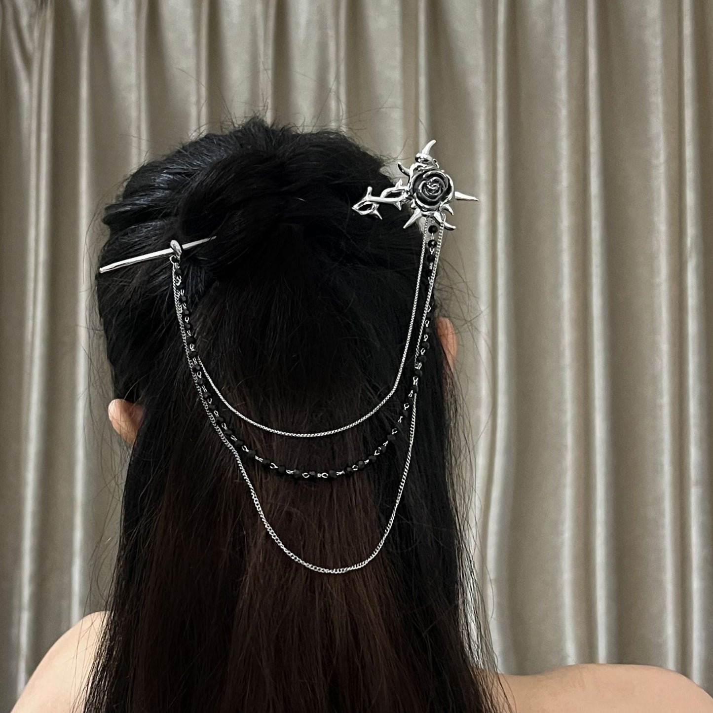 Chic Gothic Black Rose Beaded Tassel Hairpin