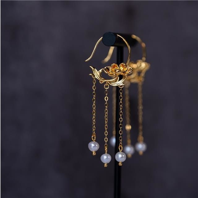 Vintage Gold-Plated Floral Tassel Pearl Earring