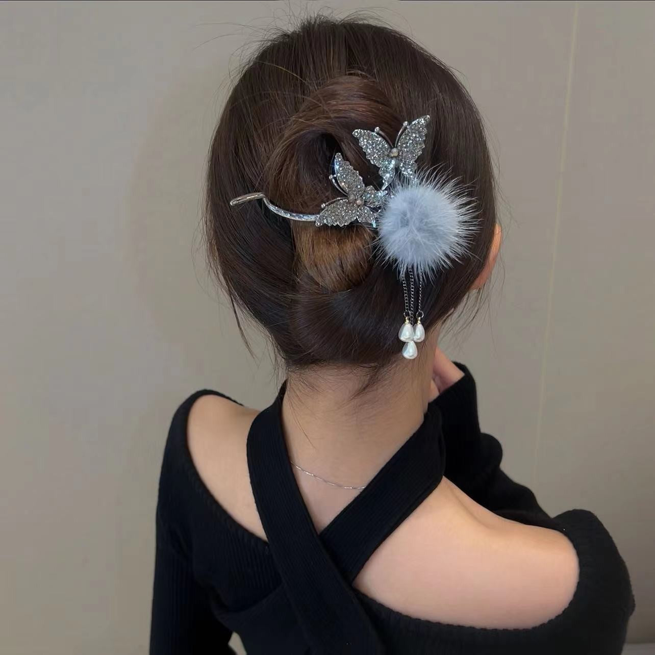 Sweet Rhinestone Butterfly & Fluffy Ball Hairpin