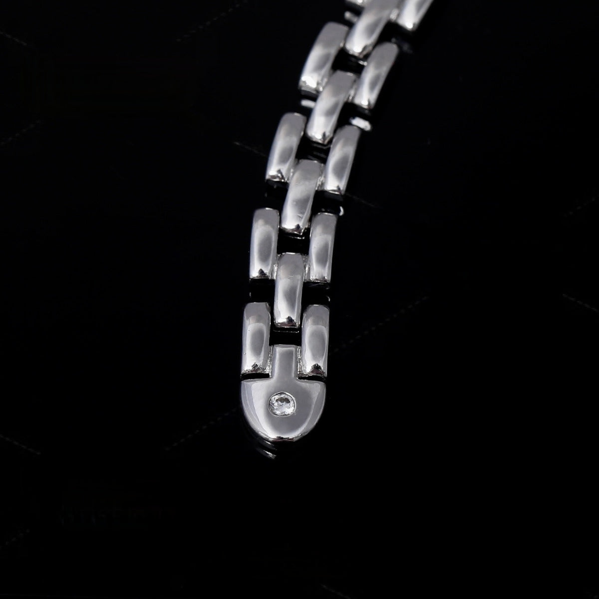 Trendy Rhinestone Silver Chain Ring